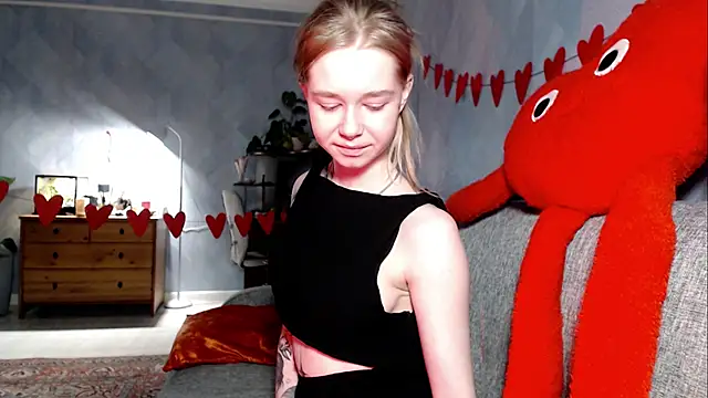 Austeja Ona online show from February 13, 2026, 4:29 pm