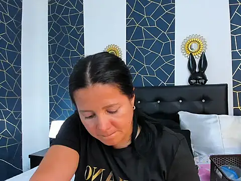 KikyNaughty online show from February 17, 2026, 8:39 pm