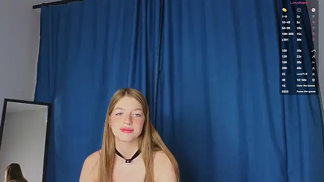 AliceRandewu online show from February 6, 2026, 7:43 pm