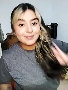 NaraHills  online show from April 20, 2026, 2:25 am