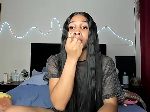 Snapshot of YourDreamReal chatting on February 15, 2026, 1:50 am YourDreamReal online show from February 15, 2026, 1:50 am