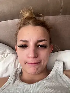 Snapshot of SashaPri chatting on March 2, 2026, 8:54 am SashaPri online show from March 2, 2026, 8:54 am