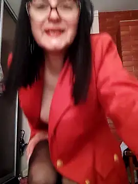 AliceSwan57 online show from March 28, 2026, 5:41 am