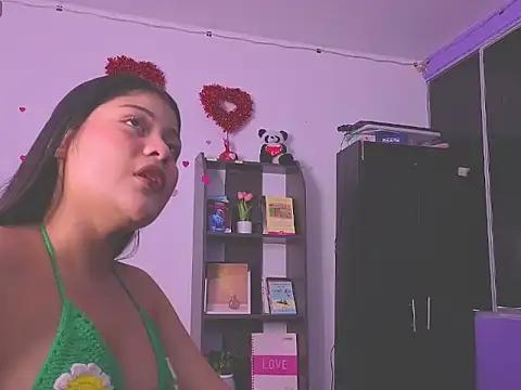 Snapshot of BadKittyy chatting on February 28, 2026, 9:47 pm BadKittyy online show from February 28, 2026, 9:47 pm