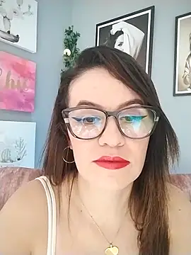 Snapshot of AgattaFox chatting on February 18, 2026, 2:24 pm AgattaFox online show from February 18, 2026, 2:24 pm