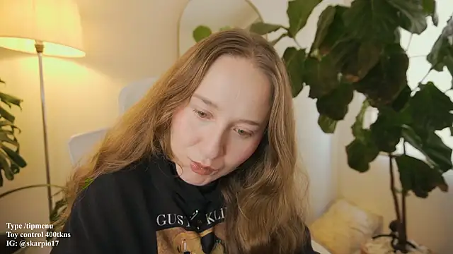 Scarlett NoirMuse online show from February 2, 2026, 2:38 pm