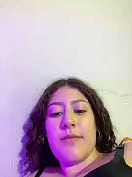 Snapshot of lizzy_luminair chatting on February 20, 2026, 3:58 am lizzy luminair online show from February 20, 2026, 3:58 am