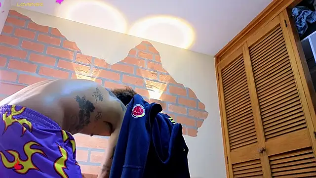 mister eithan online show from February 28, 2026, 2:33 am