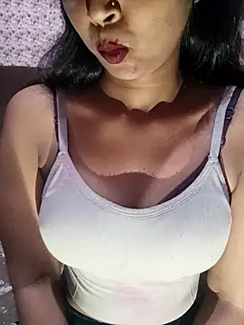 Ayesha Khan1 online show from April 14, 2026, 11:59 am