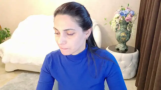 Snapshot of LovelyBeatrice chatting on February 24, 2026, 6:03 am LovelyBeatrice online show from February 24, 2026, 6:03 am