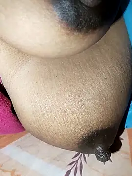 Snapshot of Kajalji8765 chatting on February 10, 2026, 5:34 pm Kajalji8765 online show from February 10, 2026, 5:34 pm