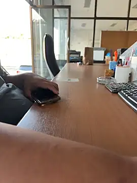 Crice1997 online show from January 19, 2026, 10:19 am