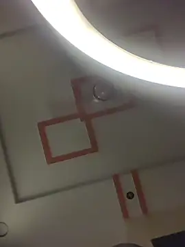 Cute shikaa online show from April 6, 2026, 6:42 pm