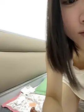 miaomiaou  online show from February 7, 2026, 6:10 am