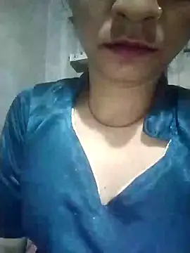 Nasrjfjfjy5578 online show from May 13, 2026, 11:01 pm