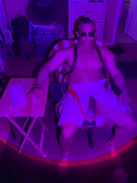 daddydonkey84 online show from February 20, 2026, 5:37 am