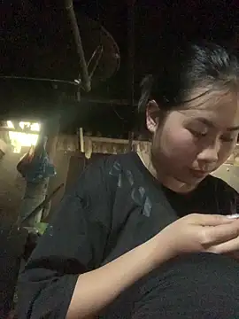 patry33 online show from February 24, 2026, 2:12 am