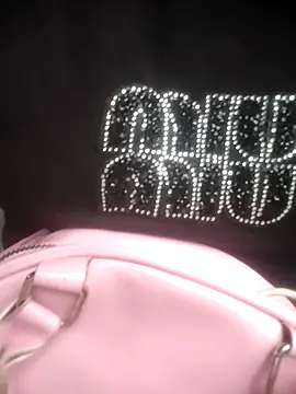 hoho-hihi online show from April 17, 2026, 2:09 pm