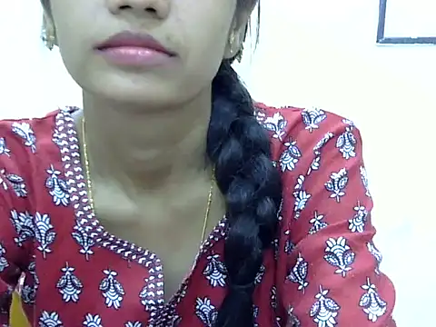 Kulsum S online show from May 6, 2026, 1:04 pm