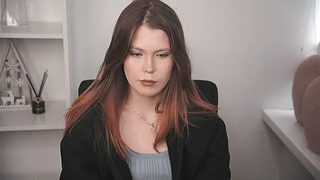 Snapshot of MarnieWootan chatting on February 26, 2026, 4:45 am MarnieWootan online show from February 26, 2026, 4:45 am