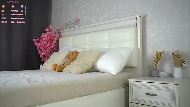 VernonGarcias online show from February 16, 2026, 11:42 am