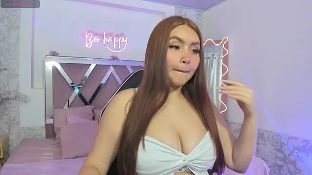 SABRIINA TAY online show from April 17, 2026, 11:46 am