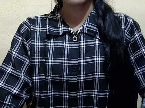 Snapshot of Khushi_v chatting on February 12, 2026, 3:12 pm Khushi v online show from February 12, 2026, 3:12 pm