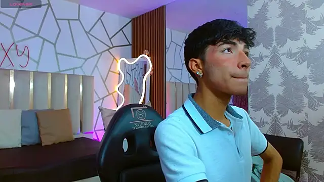 osamu tay online show from March 15, 2026, 3:24 am