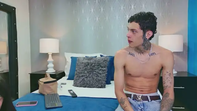 MadyAndEthan online show from April 8, 2026, 12:50 pm