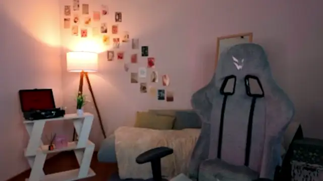 Snapshot of ssandralovin chatting on February 9, 2026, 5:27 am ssandralovin online show from February 9, 2026, 5:27 am