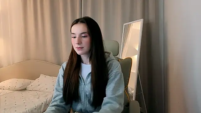 Snapshot of ssandralovin chatting on February 15, 2026, 7:46 pm ssandralovin online show from February 15, 2026, 7:46 pm