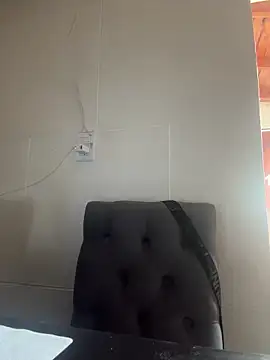 Snapshot of Jimena_luvv chatting on February 16, 2026, 1:43 pm Jimena luvv online show from February 16, 2026, 1:43 pm