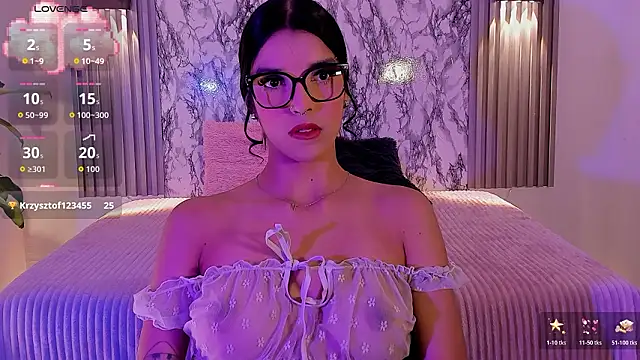 ChloeeMasonn online show from February 12, 2026, 11:10 am