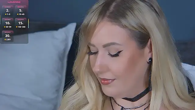 OndinaNoire online show from February 10, 2026, 9:47 pm