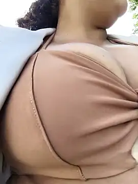 Adina Skaly online show from April 7, 2026, 10:00 pm