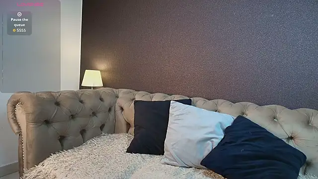 Snapshot of Megan__Honey chatting on February 22, 2026, 6:53 pm Megan Honey online show from February 22, 2026, 6:53 pm