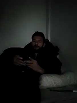 Snapshot of Erickpritz_xh chatting on February 1, 2026, 10:30 pm Erickpritz xh online show from February 1, 2026, 10:30 pm