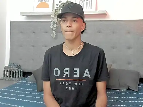 Snapshot of wes_gibbings chatting on February 2, 2026, 2:49 pm wes gibbings online show from February 2, 2026, 2:49 pm