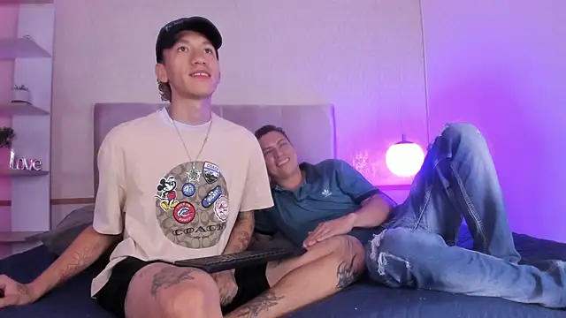 Snapshot of Julien_Ansel chatting on February 15, 2026, 3:40 am Julien Ansel online show from February 15, 2026, 3:40 am