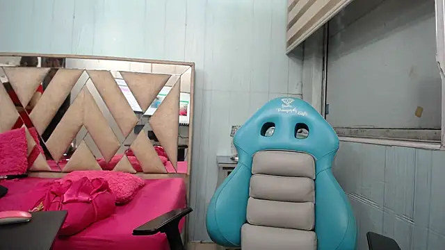 allison max tattoo online show from February 22, 2026, 1:08 am