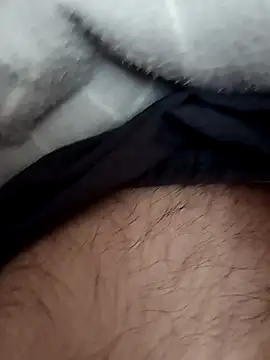 jajajaja322 online show from February 5, 2026, 4:03 pm