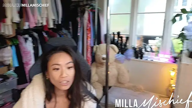 millamischief online show from April 17, 2026, 8:55 pm