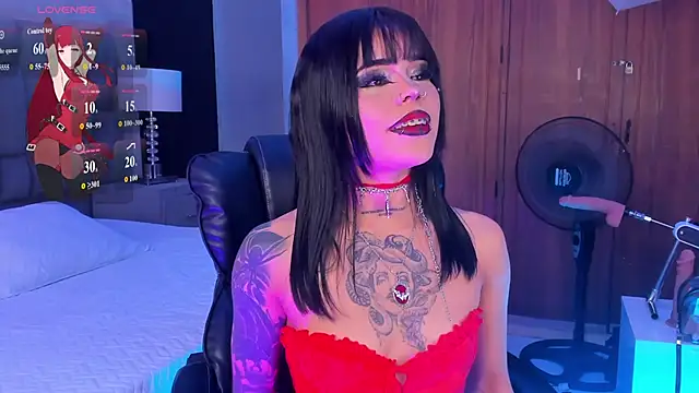 SweetDevil 7 online show from February 9, 2026, 9:02 pm