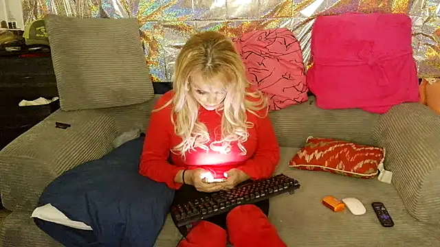 starandsky online show from February 24, 2026, 11:49 pm