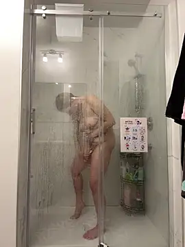 Snapshot of SpicyNatashaXO chatting on February 17, 2026, 2:31 am SpicyNatashaXO online show from February 17, 2026, 2:31 am