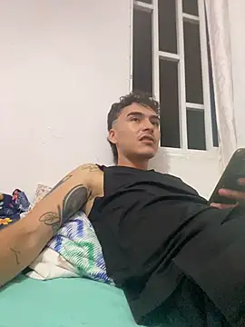 Snapshot of vanilla_Kush chatting on February 12, 2026, 4:45 am vanilla Kush online show from February 12, 2026, 4:45 am