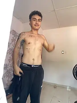 Snapshot of vanilla_Kush chatting on February 13, 2026, 6:19 pm vanilla Kush online show from February 13, 2026, 6:19 pm