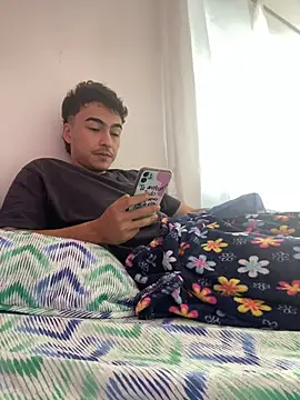 Snapshot of vanilla_Kush chatting on February 17, 2026, 2:25 pm vanilla Kush online show from February 17, 2026, 2:25 pm