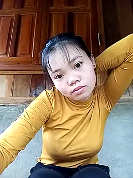 derylove  online show from March 17, 2026, 9:34 am