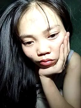 derylove  online show from March 24, 2026, 2:28 pm